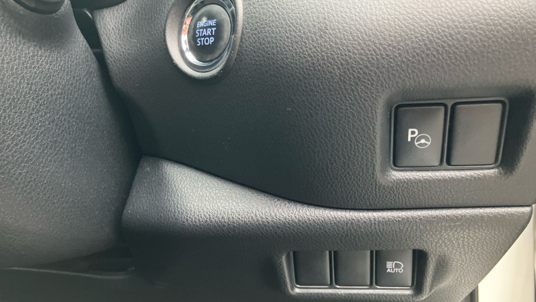 Toyota C-HR 1.2T Dynamic 5dr CVT Petrol Hatchback